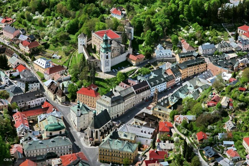 怀旧酒店 Banská Štiavnica 外观 照片