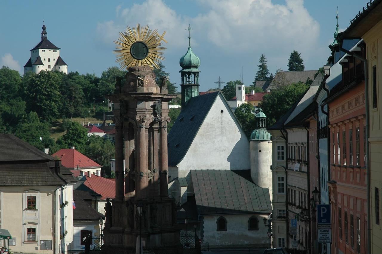 怀旧酒店 Banská Štiavnica 外观 照片