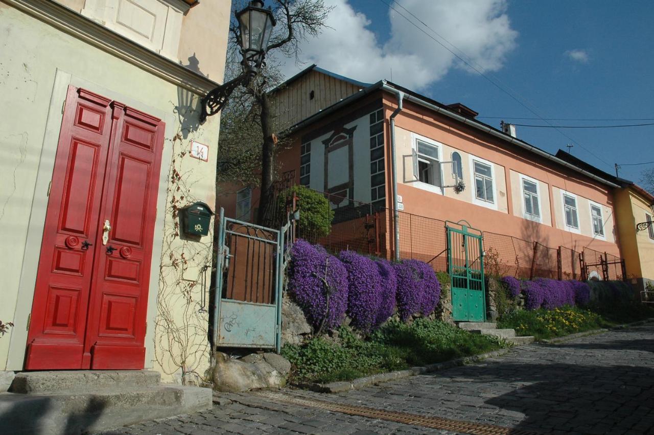 怀旧酒店 Banská Štiavnica 外观 照片