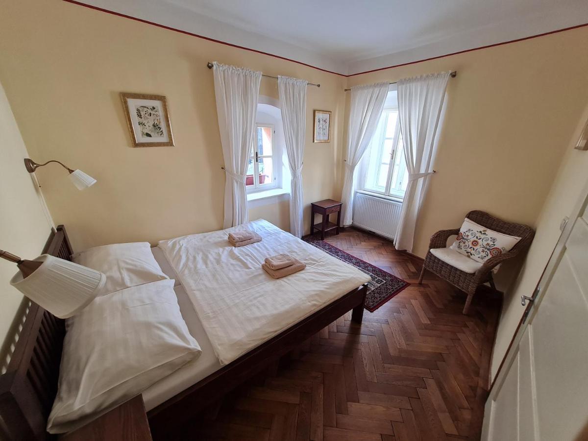 怀旧酒店 Banská Štiavnica 外观 照片