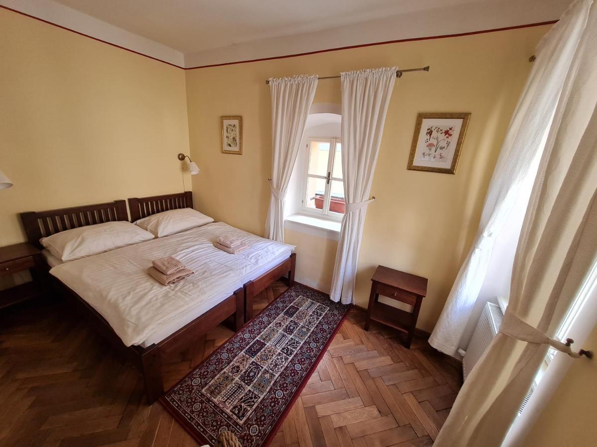 怀旧酒店 Banská Štiavnica 外观 照片