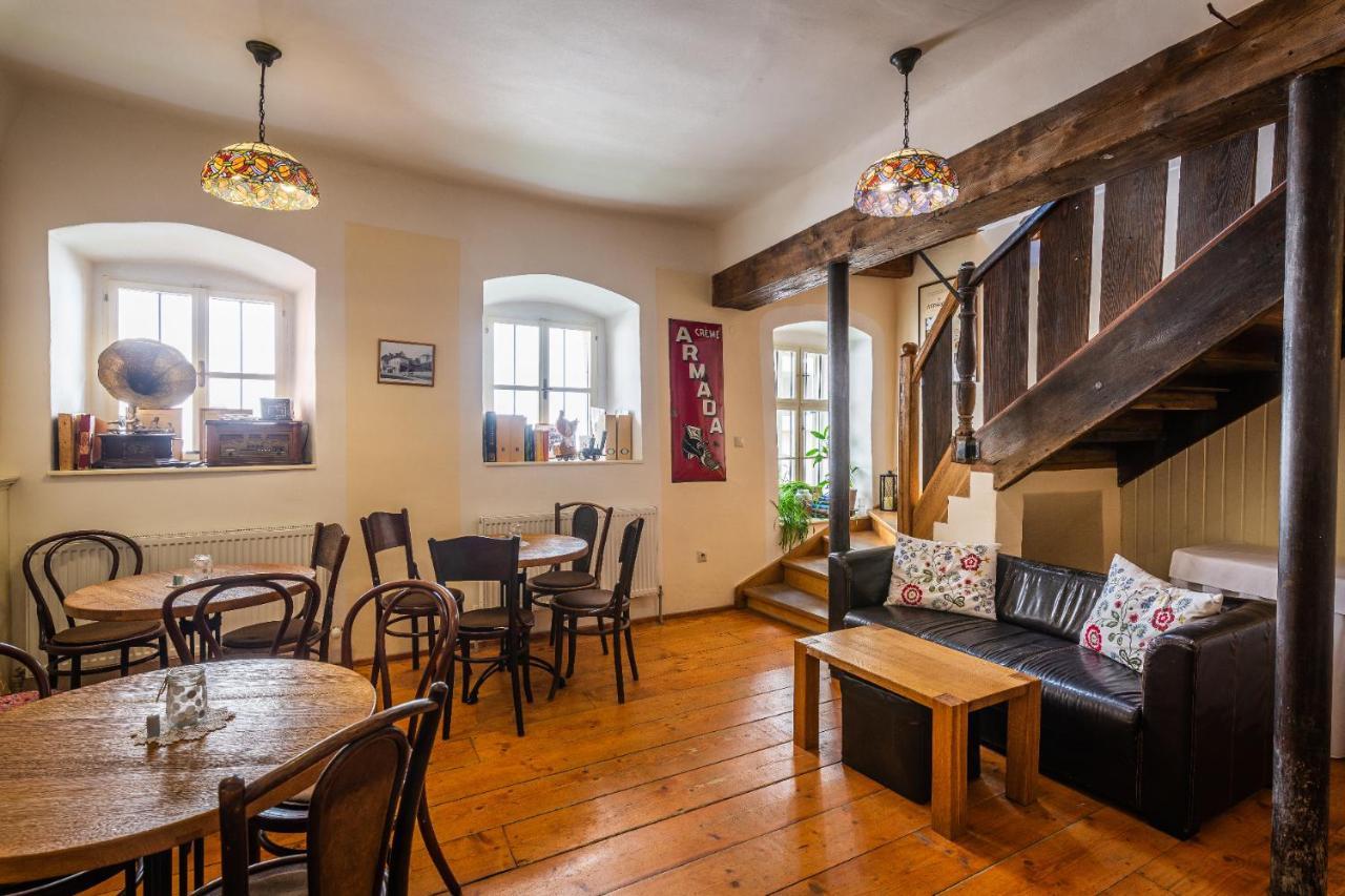 怀旧酒店 Banská Štiavnica 外观 照片