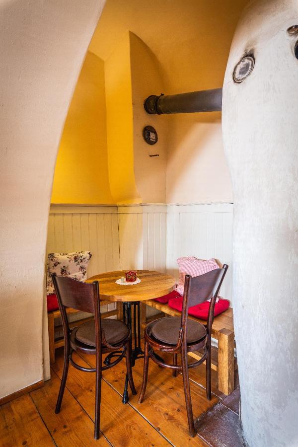 怀旧酒店 Banská Štiavnica 外观 照片